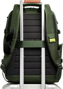 Рюкзак мужской Piquadro Lyss CA6929S143BM/VE зеленый тимьяновый полиэстер/натур.кожа - купить недорого с доставкой в интернет-магазине