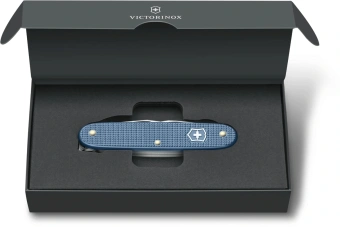 Нож перочинный Victorinox Pioneer X Alox LE26 (0.8231.L26) 93мм 9функц. синий подар.коробка - купить недорого с доставкой в интернет-магазине