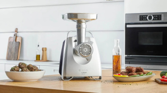 Мясорубка Bosch MFW68660 2200Вт черный - купить недорого с доставкой в интернет-магазине