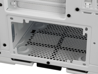 Корпус Thermaltake View 71 TG белый без БП ATX 9x120mm 4x140mm 2xUSB2.0 2xUSB3.0 audio bott PSU - купить недорого с доставкой в интернет-магазине