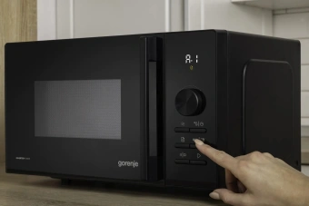 Микроволновая Печь Gorenje MO20A3B5 20л. черный - купить недорого с доставкой в интернет-магазине