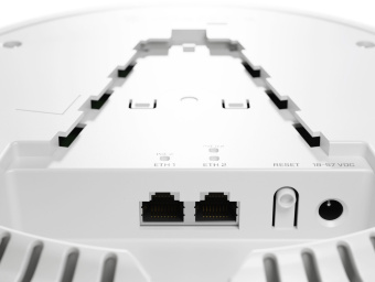 Точка доступа MikroTik cAP ax (CAPGI-5HAXD2HAXD) AX1800 10/100/1000BASE-TX белый - купить недорого с доставкой в интернет-магазине