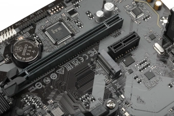 Материнская плата Gigabyte B650M S2H SocketAM5 AMD B650 2xDDR5 mATX AC`97 8ch(7.1) GbLAN RAID+VGA+HDMI+DP - купить недорого с доставкой в интернет-магазине