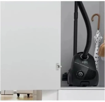 Пылесос Bosch Serie 2 BGLS2BA2 600Вт черный - купить недорого с доставкой в интернет-магазине