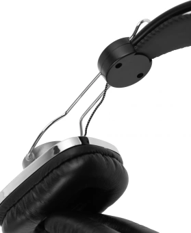Наушники с микрофоном Sven AP-600 черный 2.2м накладные оголовье (SV-0410600) - купить недорого с доставкой в интернет-магазине