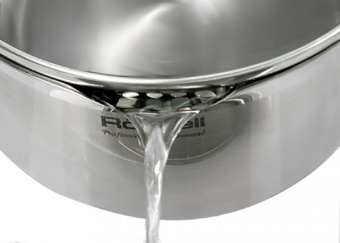 Ковш Rondell Strike Grey Ultra RDS-1946 1.3л. d=16см (с крышкой) стальной - цена, купить или заказать с доставкой в интернет-магазине Ковш Rondell Strike Grey Ultra RDS-1946 1.3л. d=16см (с крышкой) стальной - купить недорого с доставкой в интернет-магазине