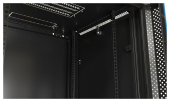 Шкаф коммутационный Hyperline (TWB-FC-2266-SR-RAL9004) настенный 22U 600x600мм пер.дв.стал.лист 60кг черный 1098мм IP20 сталь - купить недорого с доставкой в интернет-магазине