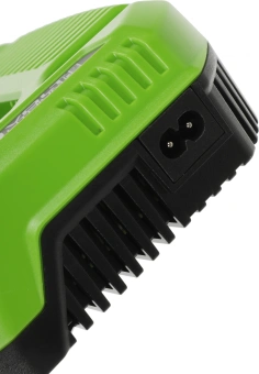 Зарядное устройство Greenworks G60UC (2932007) - купить недорого с доставкой в интернет-магазине