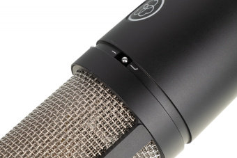 Микрофон проводной AKG P220 черный - купить недорого с доставкой в интернет-магазине