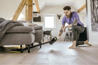 Пылесос ручной Karcher VC 4 Cordless myHome Car 140Вт белый/черный - купить недорого с доставкой в интернет-магазине