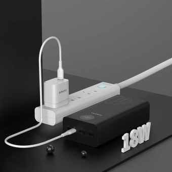 Мобильный аккумулятор Romoss PEA40 40000mAh QC3.0 18W 3A 2xUSB-A/USB-C черный - купить недорого с доставкой в интернет-магазине