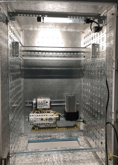 Шкаф коммутационный ЦМО (ШТВ-Н-12.6.3-4ААА-Т1) настенный 12U 620x330мм пер.дв.металл несъемн.бок.пан. 150кг серый 220мм сталь нержавеющая уличный с вентилятором с нагревателем 150Вт - купить недорого с доставкой в интернет-магазине