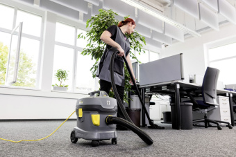 Пылесос Karcher T 11/1 Classic *EU 850Вт желтый/серый - купить недорого с доставкой в интернет-магазине