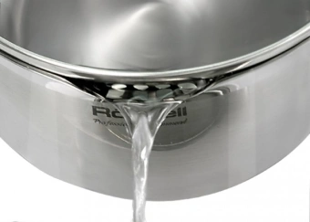 Кастрюля Rondell Strike Grey Ultra RDS-1947 2л. d=18см (с крышкой) стальной - купить недорого с доставкой в интернет-магазине