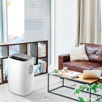 Кондиционер мобильный Electrolux Loft EACM-15 CL/N3 белый площ.37м2 - купить недорого с доставкой в интернет-магазине