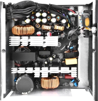 Блок питания Thermaltake ATX 650W Smart BX3 Pro SE Gen.5 80+ bronze (20+4pin) APFC 120mm fan 4xSATA RTL - купить недорого с доставкой в интернет-магазине