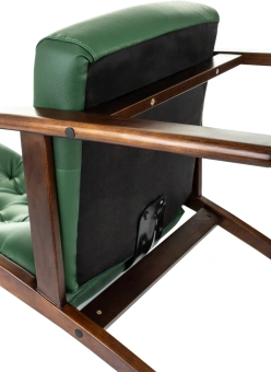 Кресло Бюрократ T-9928WALNUT-CF зеленый кожа на ножках дерево - купить недорого с доставкой в интернет-магазине