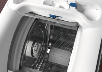 Стиральная машина Electrolux EW7TN3372 пан.англ. класс: C загр.вертикальная макс.:7кг белый инвертор - купить недорого с доставкой в интернет-магазине
