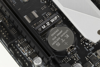 Материнская плата Asrock B550M PRO4 Soc-AM4 AMD B550 4xDDR4 mATX AC`97 8ch(7.1) GbLAN RAID+VGA+HDMI+DP - купить недорого с доставкой в интернет-магазине