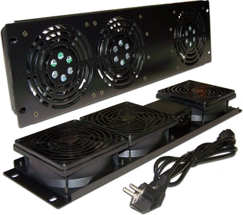 Блок вентиляторов Lanmaster (TWT-CB-FANV3-RACK) 3 вент. черный (упак.:1шт) - купить недорого с доставкой в интернет-магазине