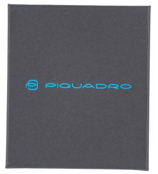 Чехол для кредитных карт Piquadro Blue Square PP2762B2R/N черный натур.кожа - купить недорого с доставкой в интернет-магазине