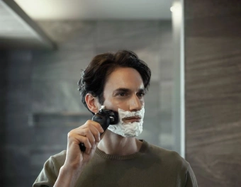 Бритва сетчатая Panasonic ES-LV6U реж.эл.:5 питан.:аккум. черный - купить недорого с доставкой в интернет-магазине