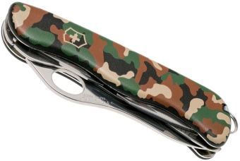 Нож перочинный Victorinox Trailmaster One Hand (0.8463.MW94) 111мм 12функц. камуфляж карт.коробка - купить недорого с доставкой в интернет-магазине