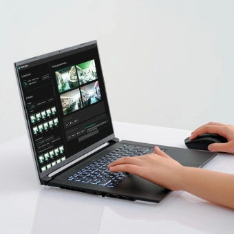 Ноутбук Gigabyte Aero X16 1WH Ryzen AI 7 350 32Gb SSD1Tb NVIDIA GeForce RTX 5070 8Gb 16" IPS QHD+ (2560x1600) Windows 11 Home silver WiFi BT Cam (1WH93KZC64DH) - купить недорого с доставкой в интернет-магазине