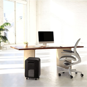 Шредер Fellowes PowerShred LX200 черный (секр.P-4) перекрестный 12лист. 22лтр. скрепки скобы пл.карты - купить недорого с доставкой в интернет-магазине