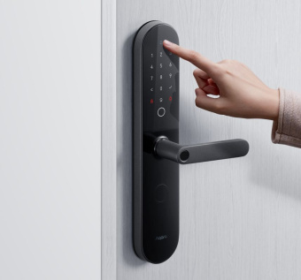 Умный замок Aqara N100 Zigbee врезной разбл.отпеч.паль. черный (ZNMS16LM) - купить недорого с доставкой в интернет-магазине