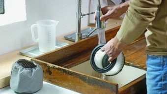 Строительный пылесос Bosch UniversalVac15 1000Вт (уборка: сухая/влажная) зеленый - купить недорого с доставкой в интернет-магазине