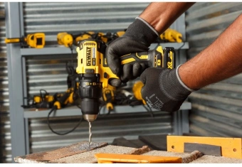 Дрель-шуруповерт DeWalt DCD777D2T-QW аккум. патрон:быстрозажимной (кейс в комплекте) - купить недорого с доставкой в интернет-магазине