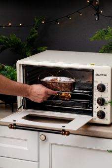 Мини-печь Starwind SMO2026 36л. 1300Вт бежевый - купить недорого с доставкой в интернет-магазине