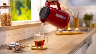 Чайник электрический Bosch TWK1M124 1.7л. 2400Вт красный корпус: пластик - купить недорого с доставкой в интернет-магазине