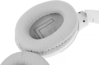 Гарнитура мониторные A4Tech Fstyler BH220 белый беспроводные bluetooth оголовье (BH220 WHITE) - купить недорого с доставкой в интернет-магазине