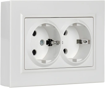 Розетка силов. IEK Brite РСш12-3-БрБ BR-R24-16-K01-F 2розет. двойн. скрыт. зазем. штор. IP20 белый (упак.:1шт) - купить недорого с доставкой в интернет-магазине