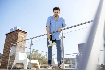 Мойщик окон Karcher WV 2 Universal Care шир.скреб.:280мм пит.:от аккум. белый/желтый - купить недорого с доставкой в интернет-магазине