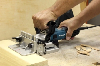 Фрезер Makita PJ7000 710Вт 11000об/мин макс.ход:20мм - купить недорого с доставкой в интернет-магазине