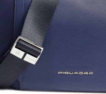 Сумка седло женская Piquadro Lyra BD6658W92T/BLU 10.9" темно-синяя нейлон/натур.кожа - купить недорого с доставкой в интернет-магазине