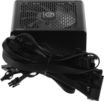 Блок питания Thermaltake ATX 750W Smart BX1 RGB 80+ bronze (20+4pin) APFC 120mm fan color LED 8xSATA RTL - купить недорого с доставкой в интернет-магазине