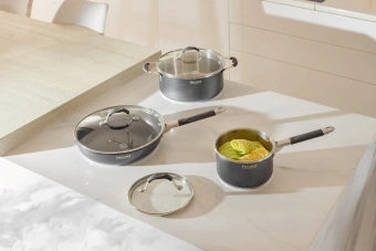 Сковорода Rondell Stern RDS-1264 круглая 26см покрытие: Excalibur ручка несъемная (с крышкой) серый - купить недорого с доставкой в интернет-магазине