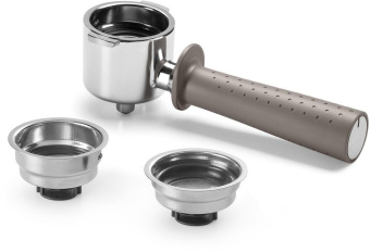 Кофеварка рожковая Delonghi EC235.CR 1100Вт бежевый - купить недорого с доставкой в интернет-магазине