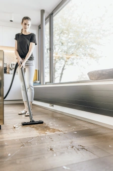 Строительный пылесос Karcher WD 2 Plus V-12/4/18 1000Вт (уборка: сухая/сбор воды) желтый - купить недорого с доставкой в интернет-магазине
