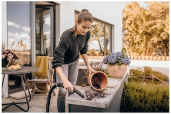 Строительный пылесос Karcher WD 5 P S V-25/5/22 1100Вт (уборка: сухая/сбор воды/выдув) желтый - купить недорого с доставкой в интернет-магазине