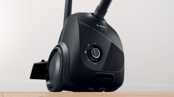 Пылесос Bosch Serie 2 BGBS2BA1P 600Вт черный - купить недорого с доставкой в интернет-магазине