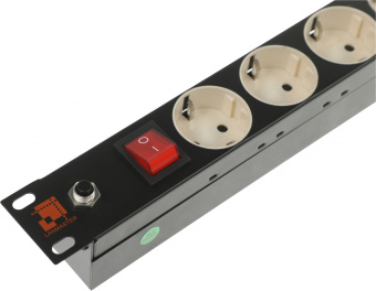 Блок распределения питания Lanmaster LAN-EP19-8P/S гор.размещ. 8xSchuko базовые 10A без вилки - купить недорого с доставкой в интернет-магазине