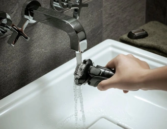 Бритва сетчатая Panasonic ES-LV6U реж.эл.:5 питан.:аккум. черный - купить недорого с доставкой в интернет-магазине