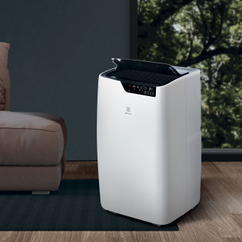 Кондиционер мобильный Electrolux Bliss Art EACM-12 GT/N6 белый площ.30м2 - купить недорого с доставкой в интернет-магазине
