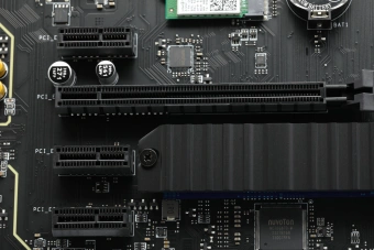 Материнская плата MSI PRO Z790-S WIFI Soc-1700 Intel Z790 4xDDR5 ATX AC`97 8ch(7.1) 2.5Gg RAID+HDMI+DP - купить недорого с доставкой в интернет-магазине