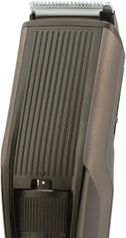 Триммер Vitek Safari VT-2564 разноцветный 5Вт (насадок в компл:1шт) - купить недорого с доставкой в интернет-магазине